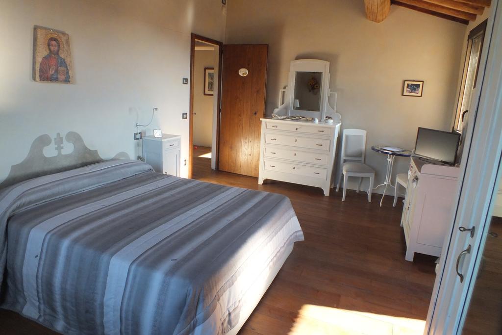 Casetta Dell'Uliveto Macchiascandona Zimmer foto